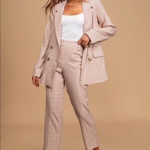 Lulu’s pants & blazer set!